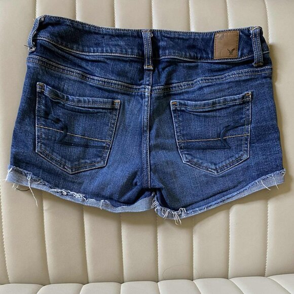 AMERICAN EAGLE Denim Shorts (Size: 2) EUC - Picture 2 of 7